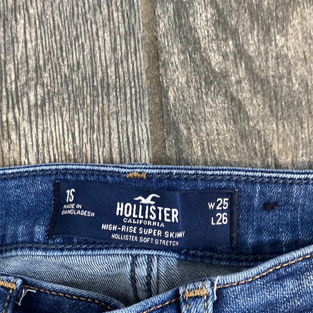 Jeans - Picture 2 of 3